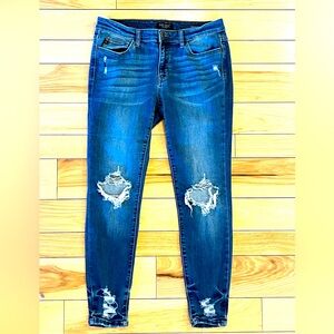 JUDY BLUE Distressed Blue Jeans—SIZE 13/31, GOOD CONDITION